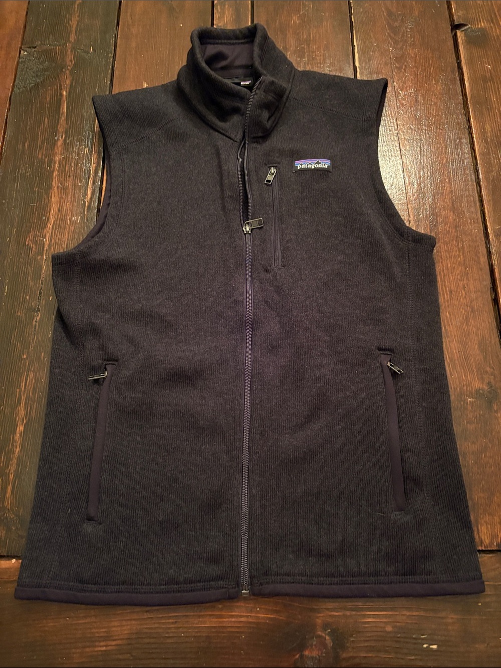 Patagonia Men’s Black Fleece Vest with Zip Pockets